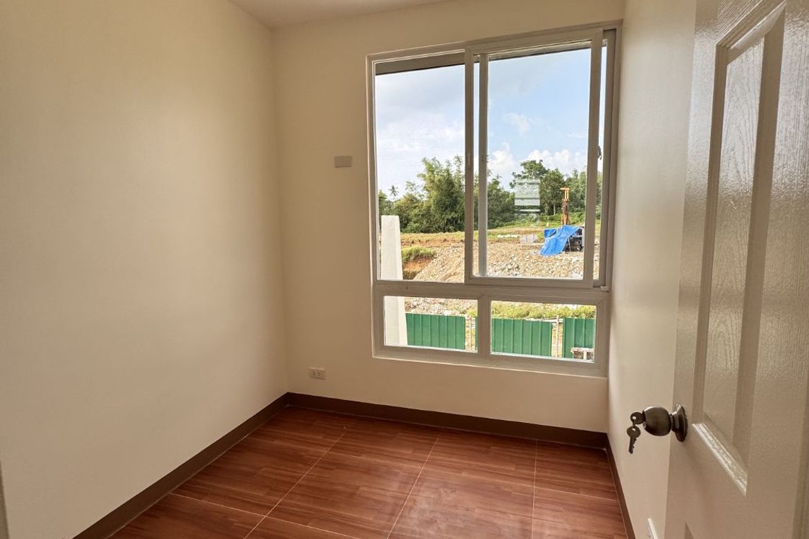 3 Bedroom Townhouse for Sale in Gelerang Kawayan, San Pascual, Batangas – photo 4