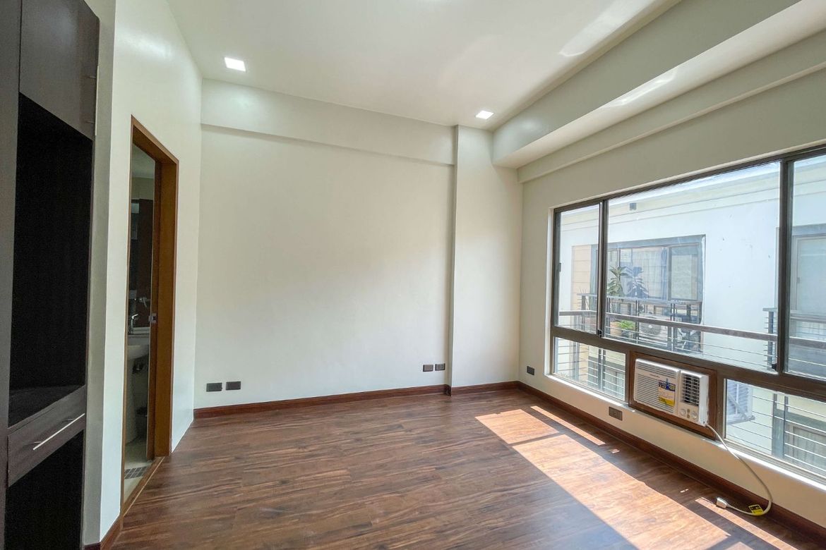 3 Bedroom Townhouse for Sale in Greenhills Courtyard, Little Baguio, San Juan, Metro Manila – photo 5