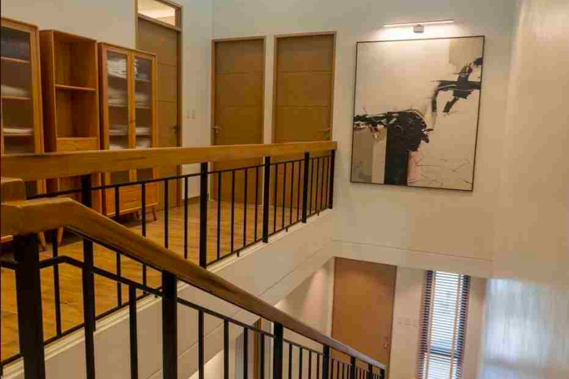 3 Bedroom Townhouse for Sale in Guadalupe Viejo, Makati, Metro Manila near MRT-3 Guadalupe