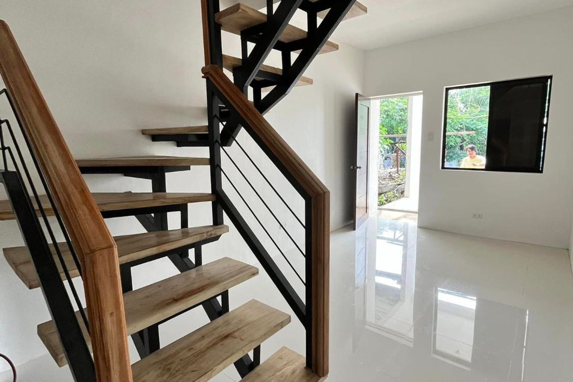 3 Bedroom Townhouse for Sale in Guitnang Bayan I, San Mateo, Rizal – photo 4