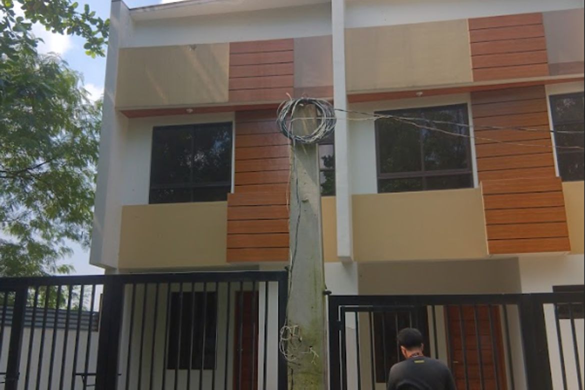 3 Bedroom Townhouse for Sale in Guitnang Bayan I, San Mateo, Rizal – photo 2