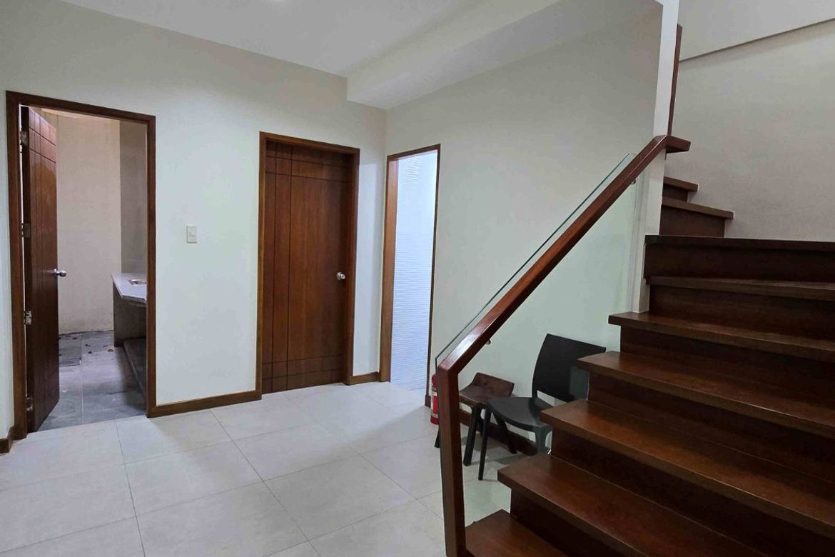 3 Bedroom Townhouse for Sale in Holy Spirit, Quezon City, Metro Manila – photo 4