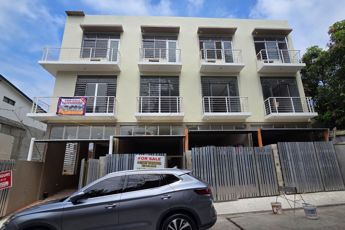 3 Bedroom Townhouse for Sale in Holy Spirit, Quezon City, Metro Manila – photo 4