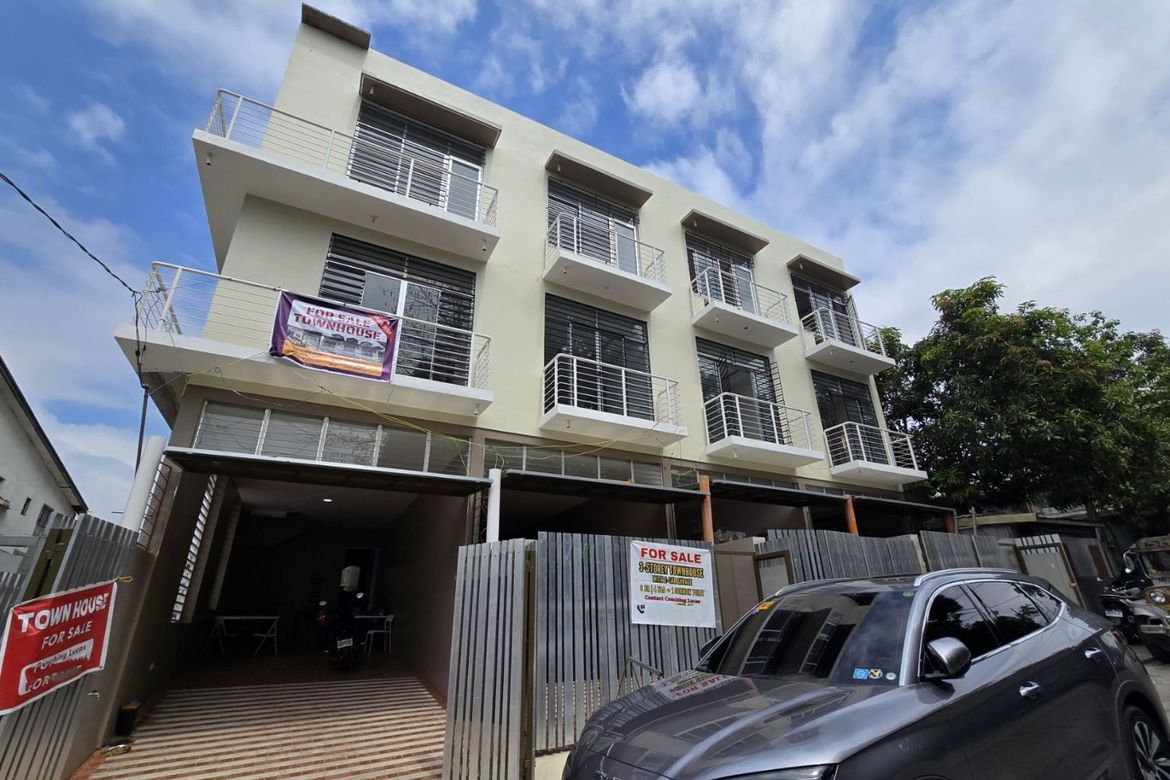 3 Bedroom Townhouse for Sale in Holy Spirit, Quezon City, Metro Manila – photo 5