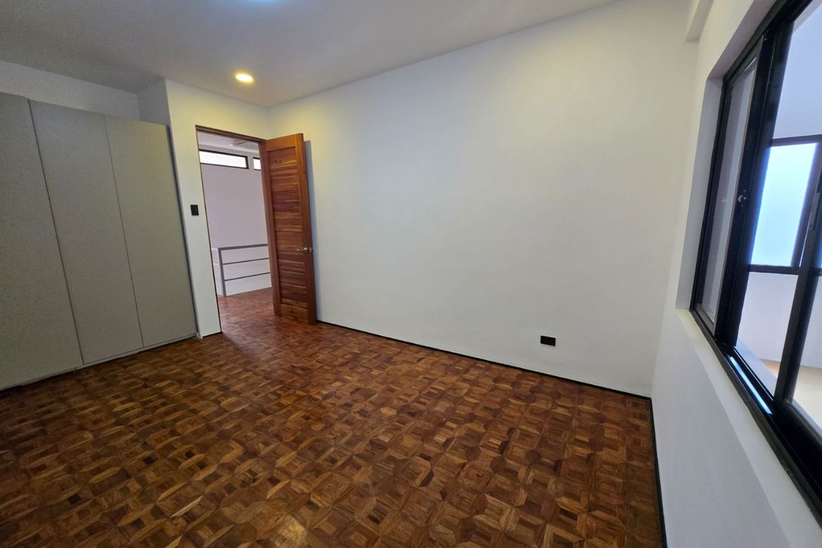 3 Bedroom Townhouse for Sale in Industrial Valley, Marikina, Metro Manila near LRT-2 Katipunan – photo 2
