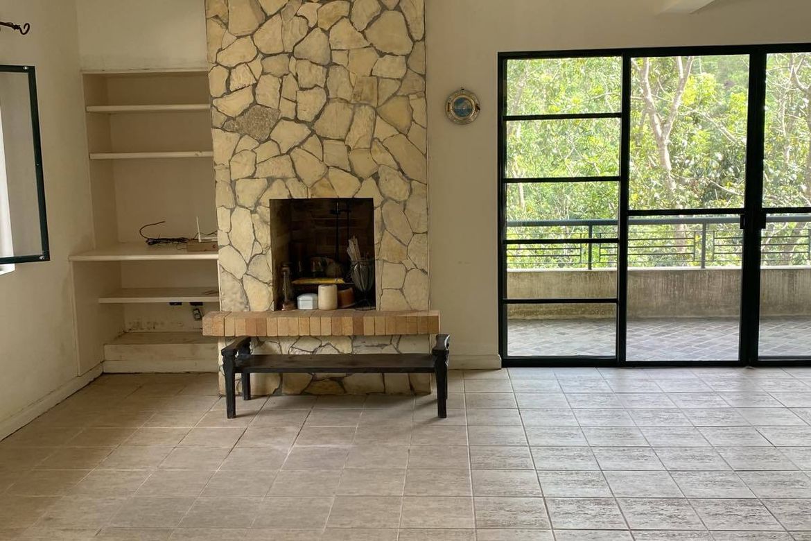 3 Bedroom Townhouse for Sale in Iruhin West, Tagaytay, Cavite – photo 3