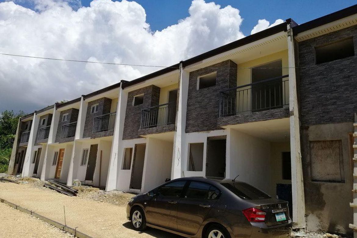 3 Bedroom Townhouse for Sale in Jubay, Liloan, Cebu