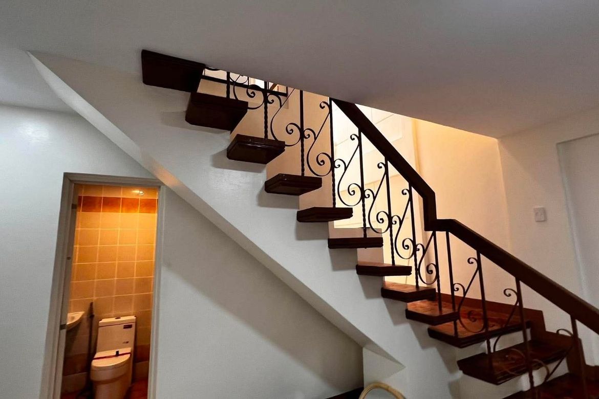 3 Bedroom Townhouse for Sale in Kapitolyo, Pasig, Metro Manila