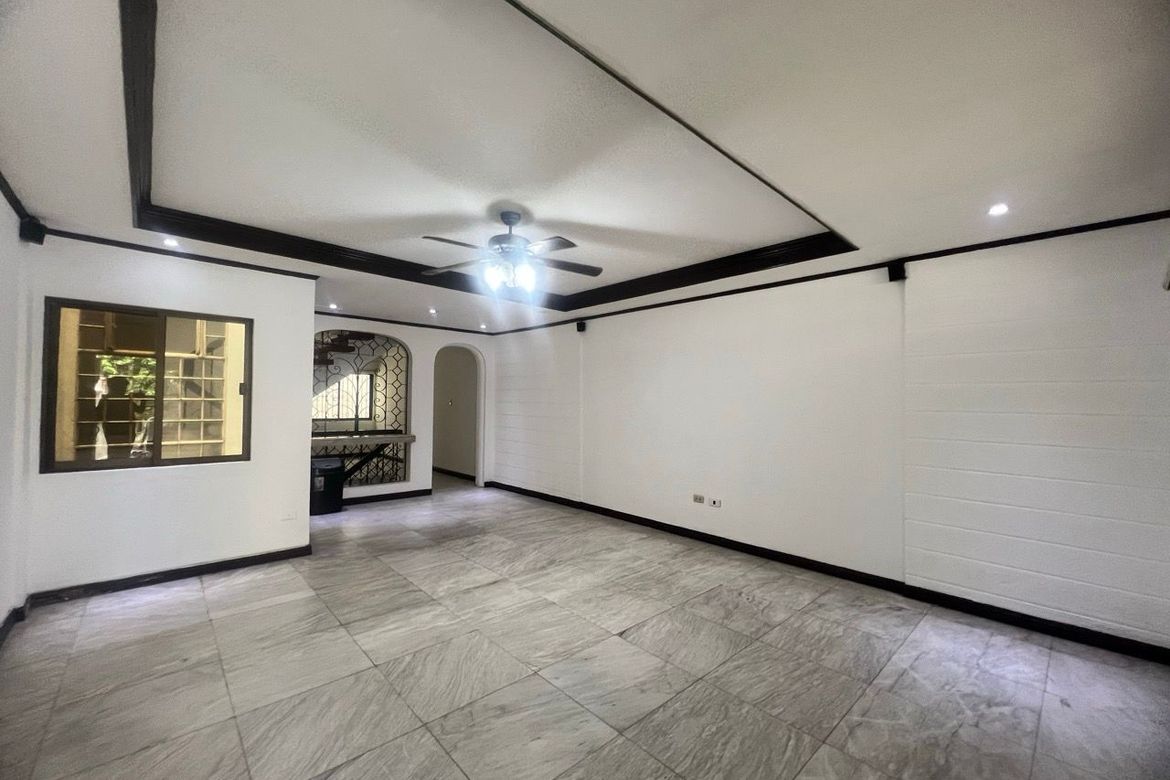3 Bedroom Townhouse for Sale in Kapitolyo, Pasig, Metro Manila