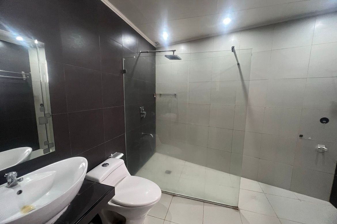 3 Bedroom Townhouse for Sale in Kapitolyo, Pasig, Metro Manila – photo 3