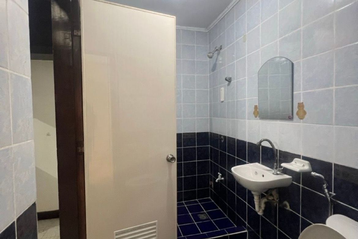 3 Bedroom Townhouse for Sale in Kapitolyo, Pasig, Metro Manila – photo 8