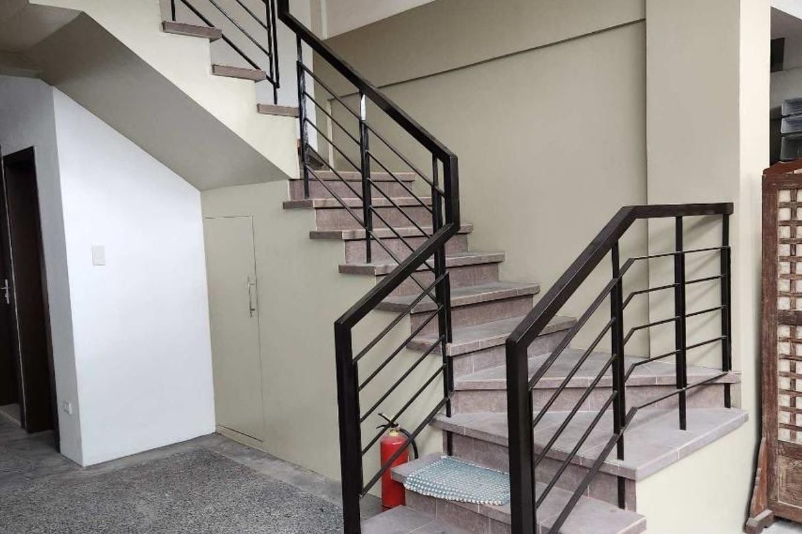 3 Bedroom Townhouse for Sale in Kapitolyo, Pasig, Metro Manila near MRT-3 Boni – photo 2