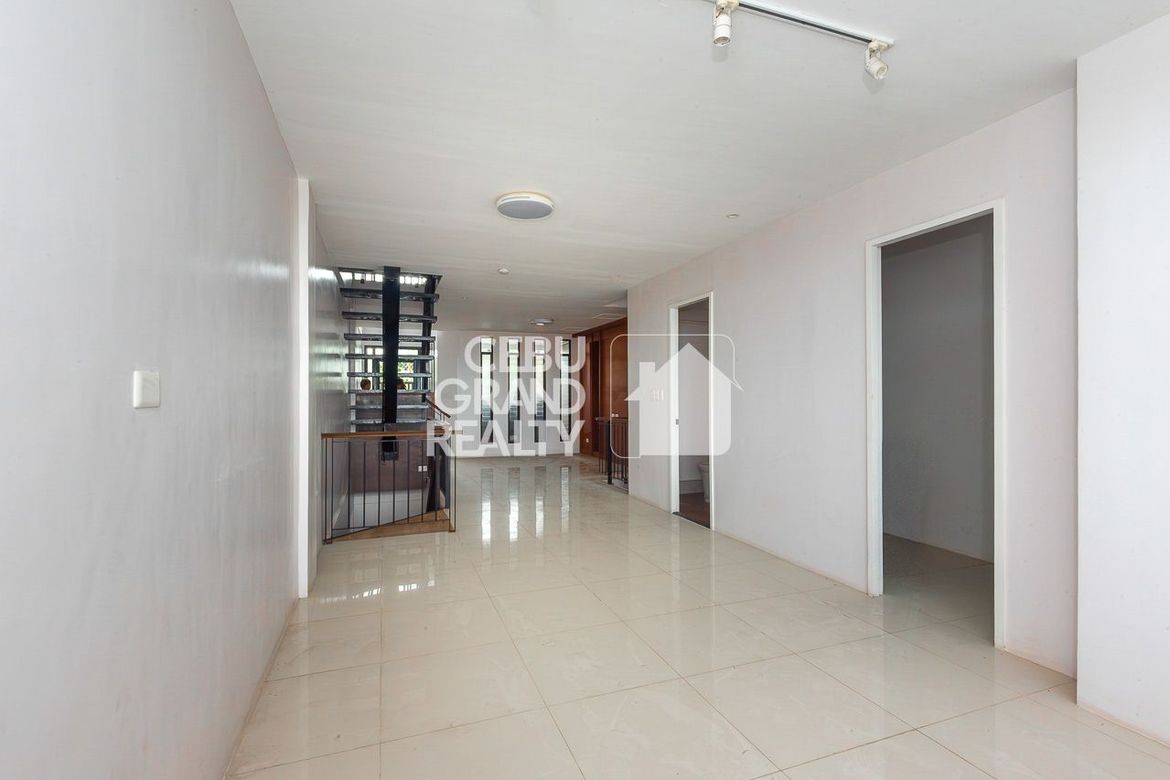 3 Bedroom Townhouse for Sale in Labogon, Mandaue, Cebu – photo 4