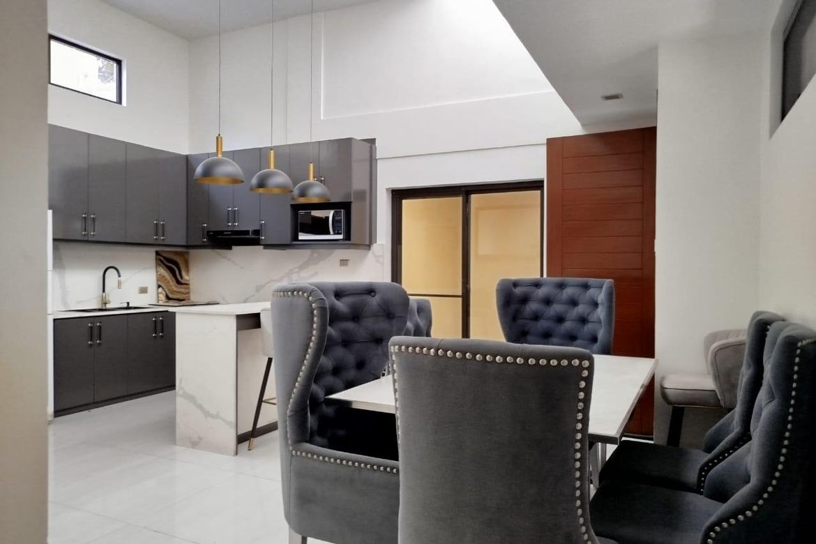 3 Bedroom Townhouse for Sale in Little Baguio, San Juan, Metro Manila – photo 2