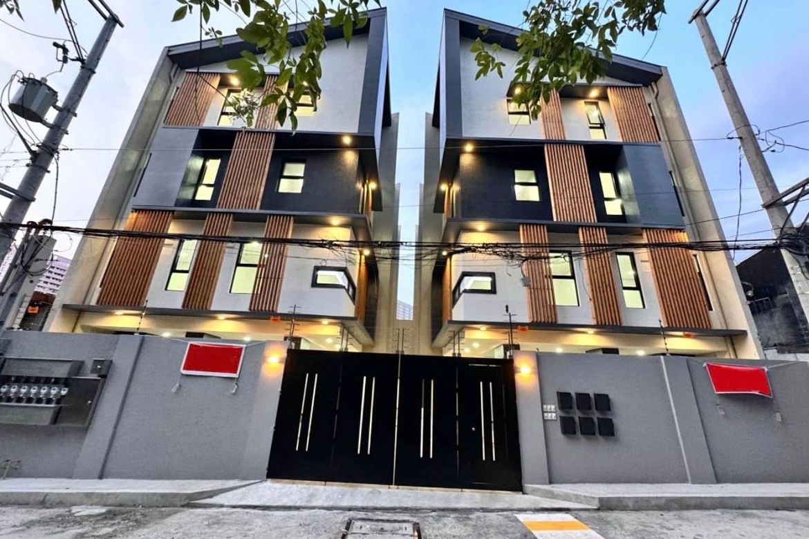 3 Bedroom Townhouse for Sale in Little Baguio, San Juan, Metro Manila