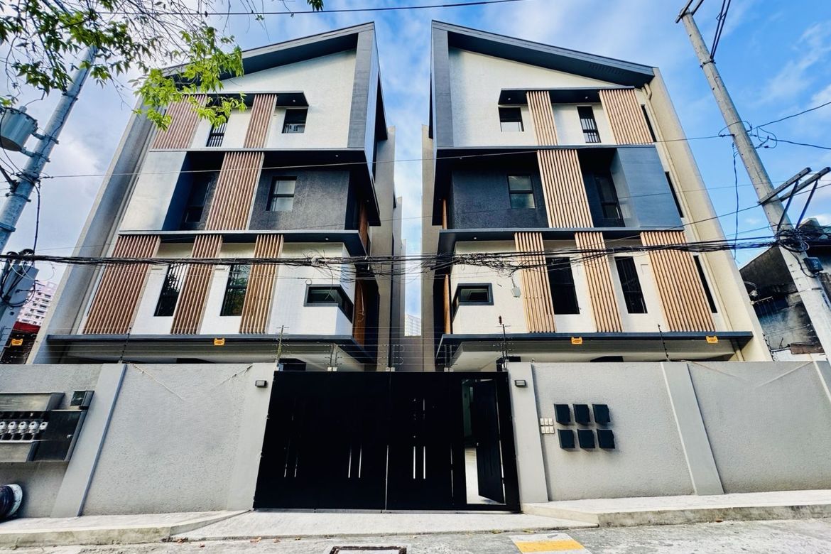 3 Bedroom Townhouse for Sale in Little Baguio, San Juan, Metro Manila