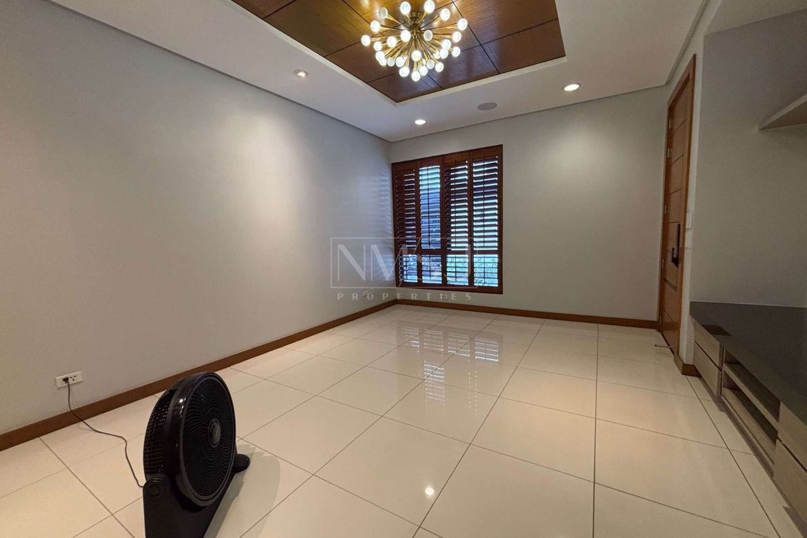 3 Bedroom Townhouse for Sale in Little Baguio, San Juan, Metro Manila – photo 2