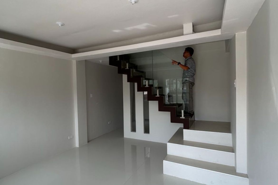 3 Bedroom Townhouse for Sale in Lumang Bayan, Plaridel, Bulacan – photo 3