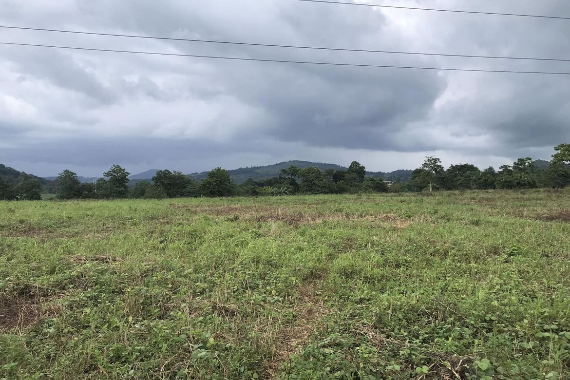 3 Bedroom Townhouse for Sale in Lumbo, Valencia, Bukidnon – photo 4