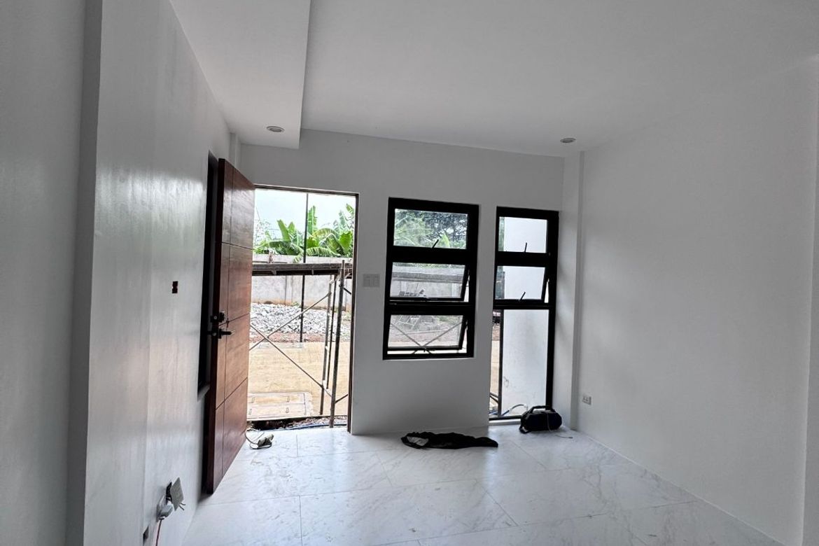 3 Bedroom Townhouse for Sale in Mahabang Parang, Angono, Rizal – photo 2