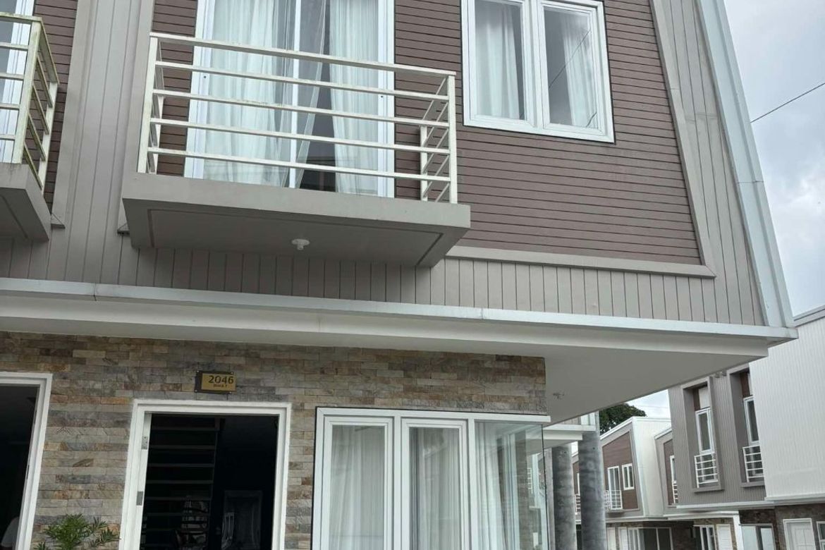 3 Bedroom Townhouse for Sale in Maharlika West, Tagaytay, Cavite – photo 2
