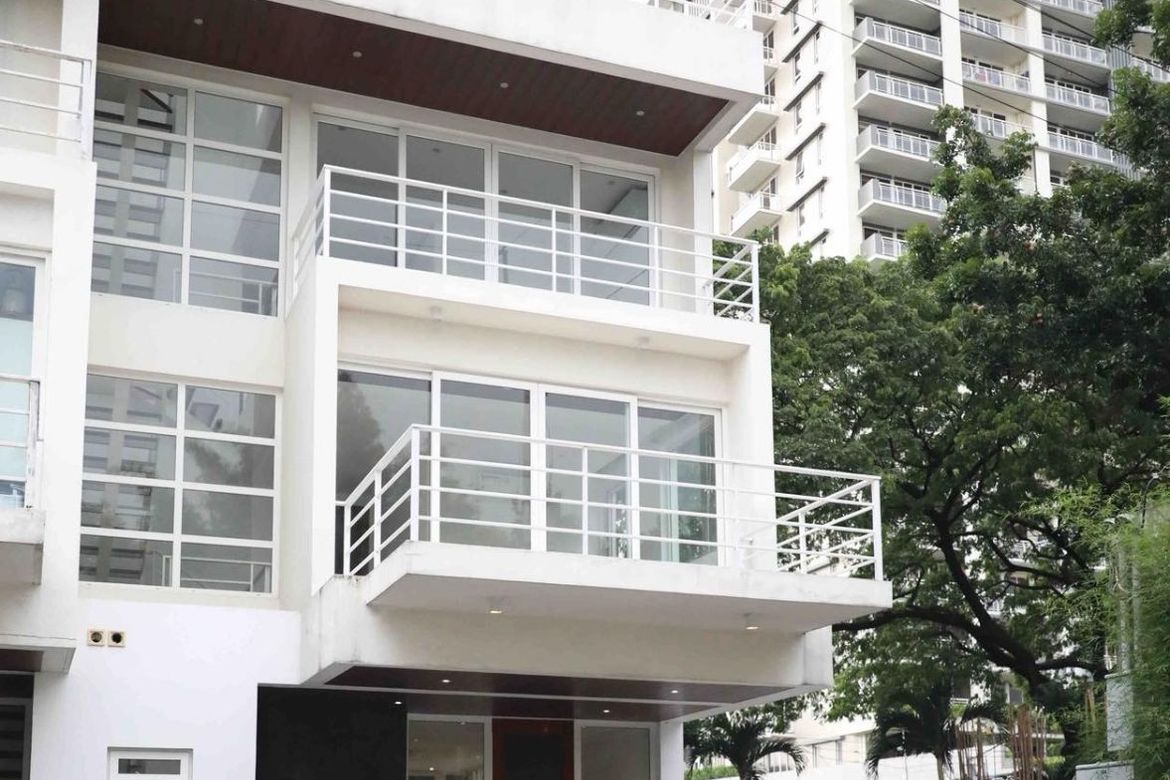 3 Bedroom Townhouse for Sale in MAHOGANY PLACE III, Bagong Tanyag, Taguig, Metro Manila