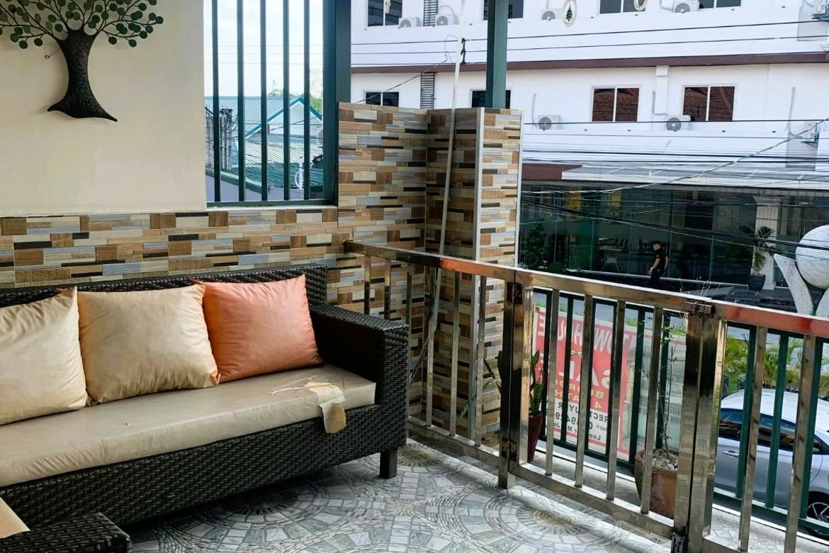 3 Bedroom Townhouse for Sale in Malabanias, Angeles, Pampanga – photo 2