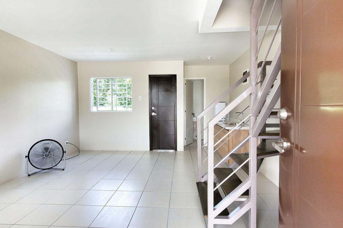 3 Bedroom Townhouse for Sale in Malagasang II-E, Imus, Cavite – photo 3