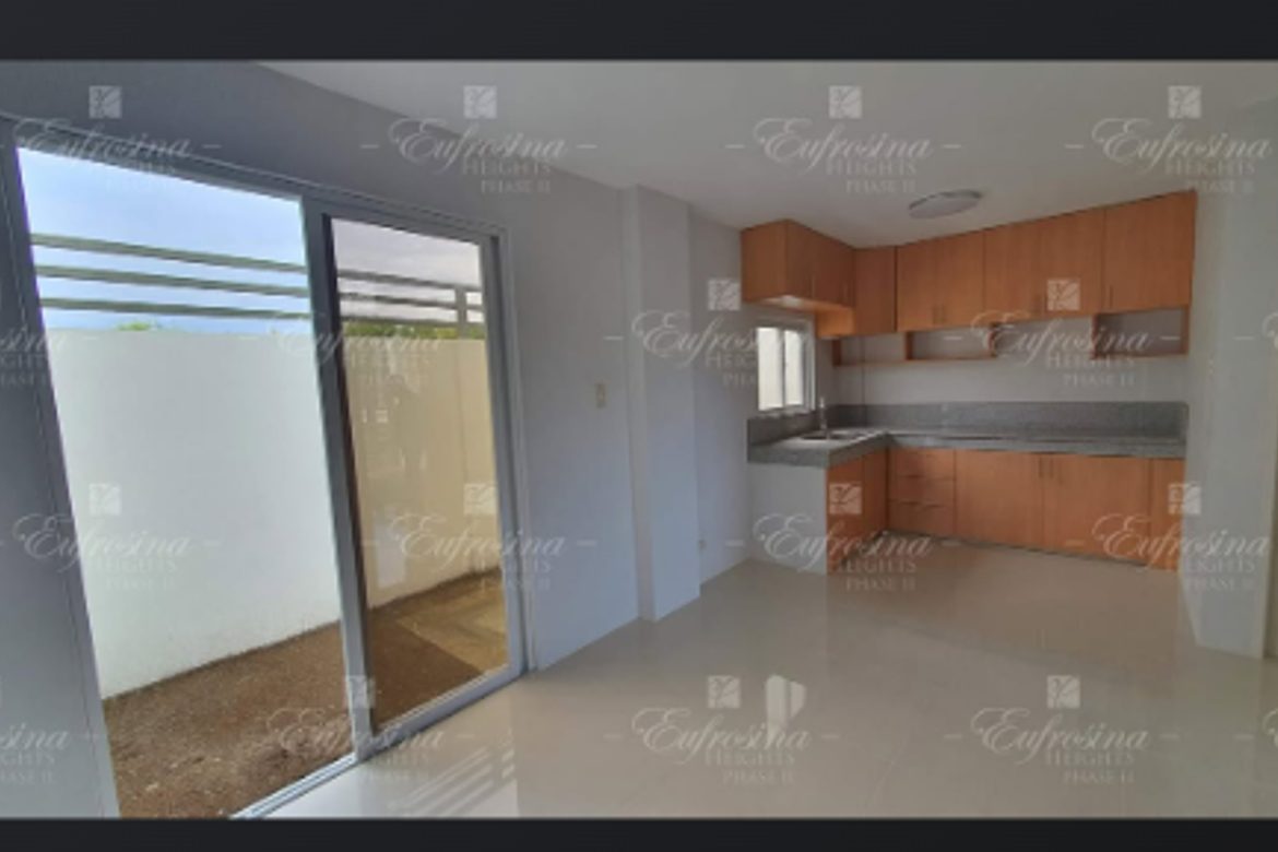 3 Bedroom Townhouse for Sale in Mameltac, San Fernando, La Union – photo 8