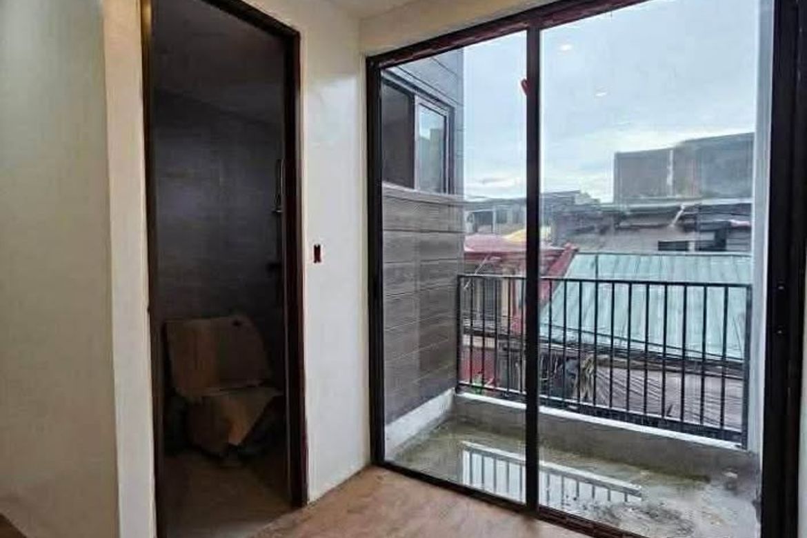3 Bedroom Townhouse for Sale in Manila, Metro Manila near LRT-2 Legarda – photo 4
