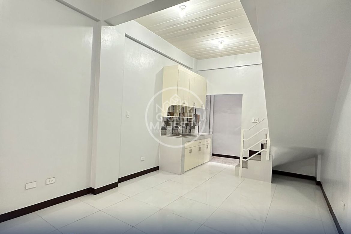 3 Bedroom Townhouse for Sale in Manila, Metro Manila near LRT-2 Legarda – photo 5
