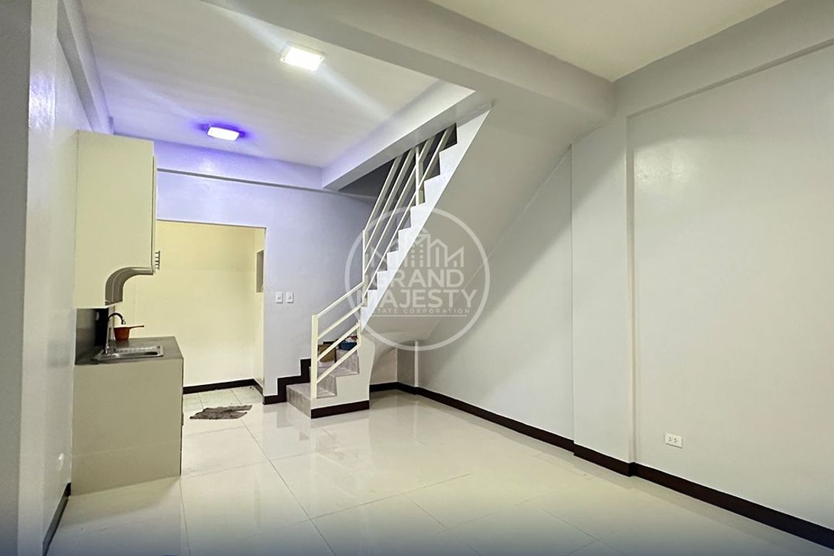 3 Bedroom Townhouse for Sale in Manila, Metro Manila near LRT-2 Legarda – photo 6