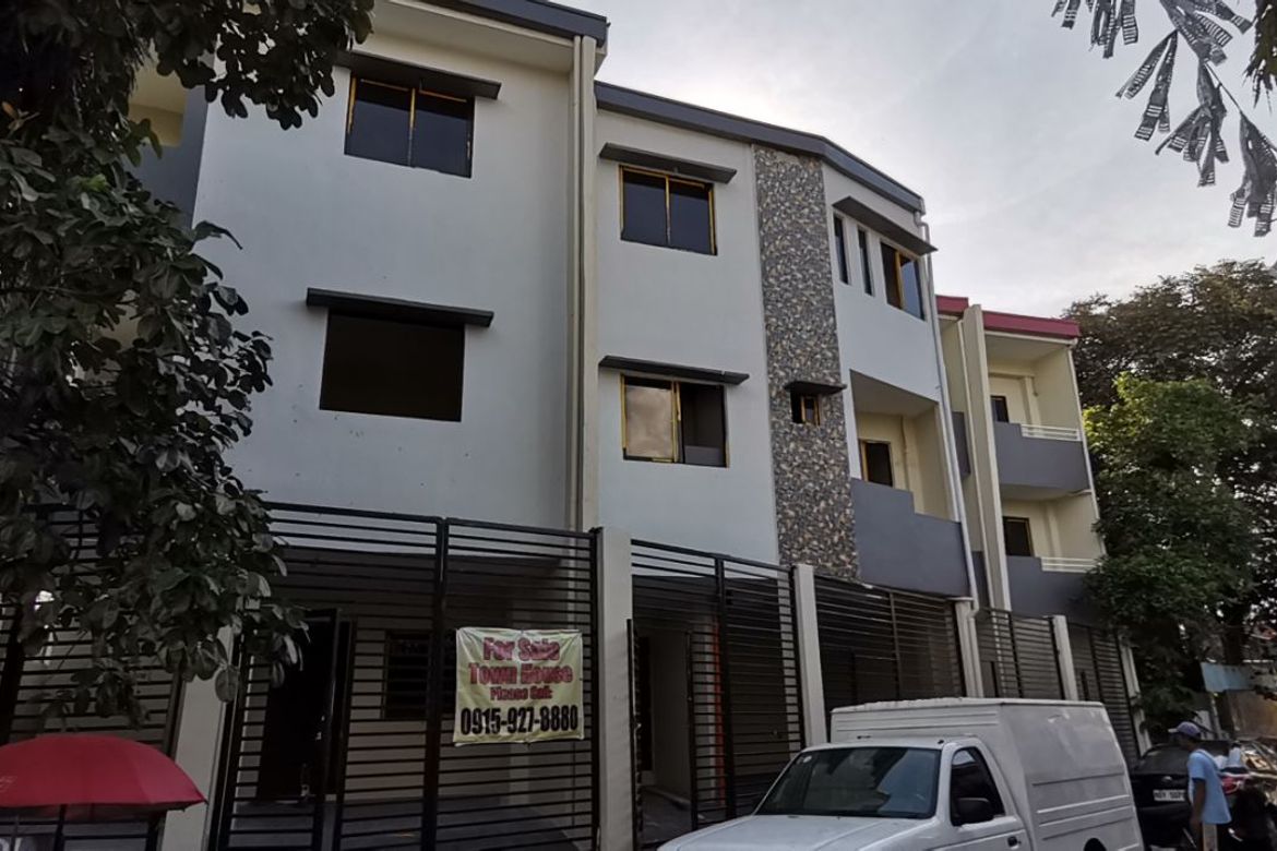 3 Bedroom Townhouse for Sale in Manila, Metro Manila near LRT-2 Legarda – photo 4