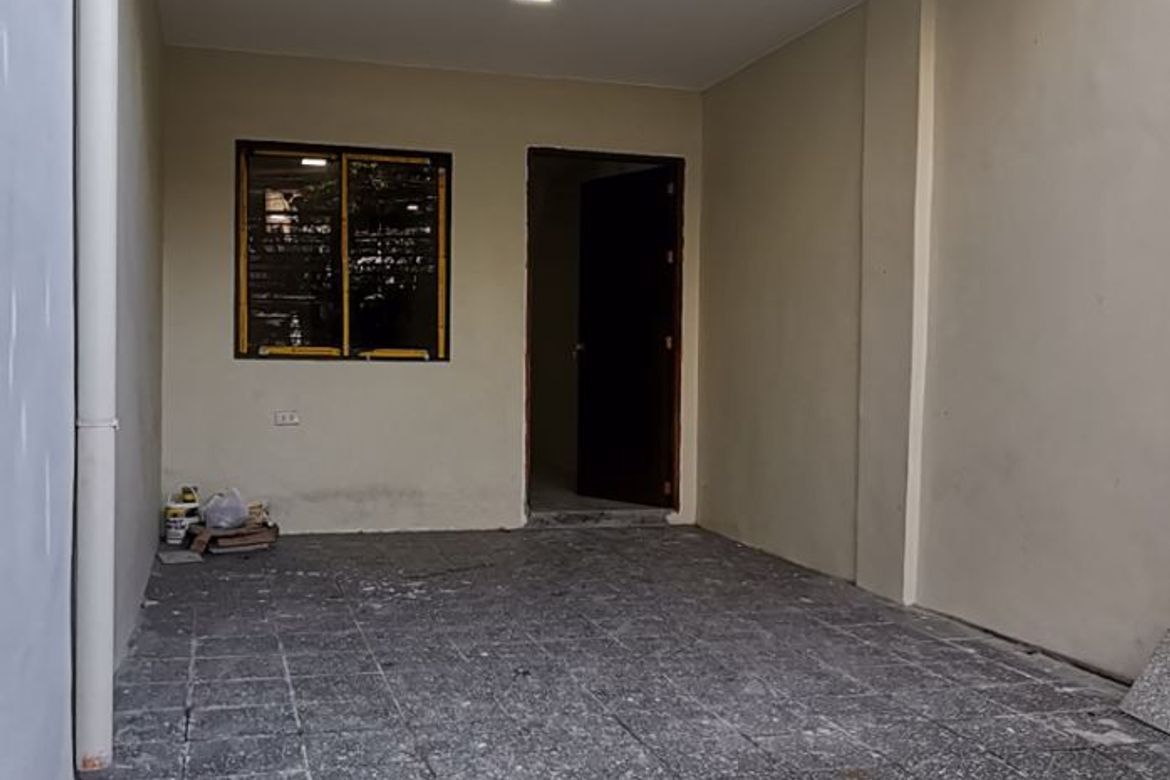 3 Bedroom Townhouse for Sale in Manila, Metro Manila near LRT-2 Legarda – photo 5