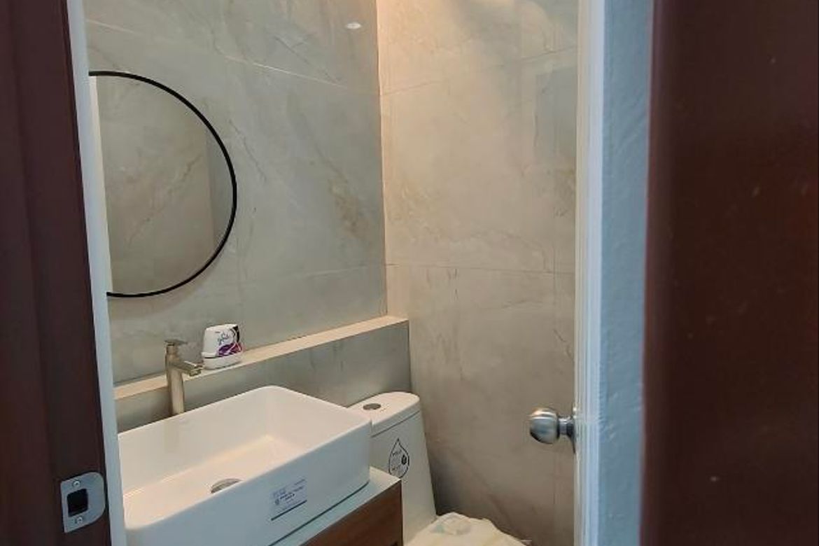 3 Bedroom Townhouse for Sale in Manila, Metro Manila near LRT-2 Pureza – photo 2