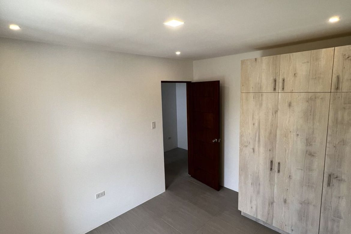 3 Bedroom Townhouse for Sale in Manuyo Dos, Las Piñas, Metro Manila – photo 5