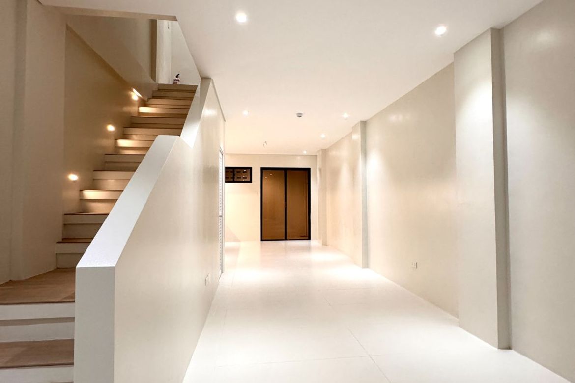 3 Bedroom Townhouse for Sale in Manuyo Dos, Las Piñas, Metro Manila – photo 3