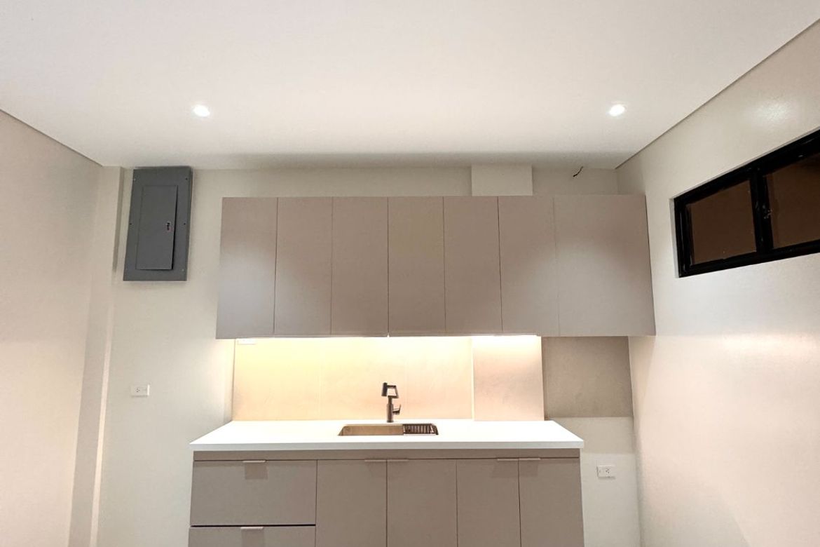 3 Bedroom Townhouse for Sale in Manuyo Dos, Las Piñas, Metro Manila – photo 6