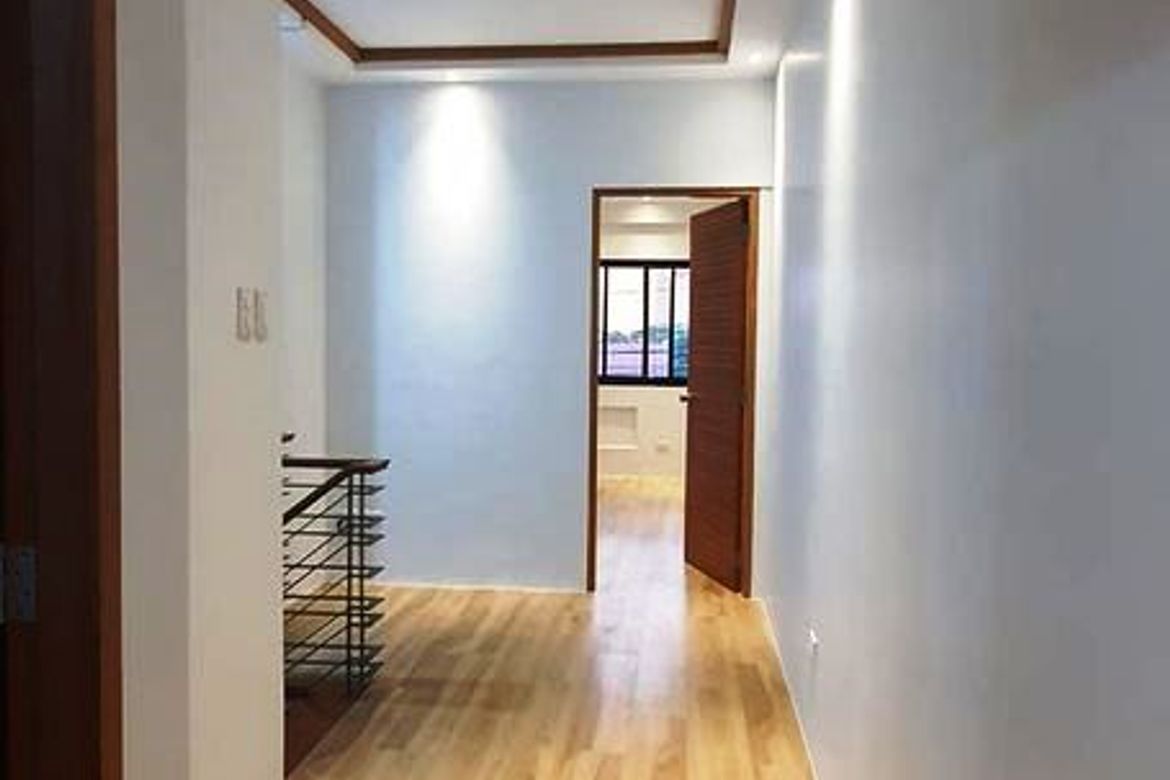 3 Bedroom Townhouse for Sale in Manuyo Uno, Las Piñas, Metro Manila – photo 2