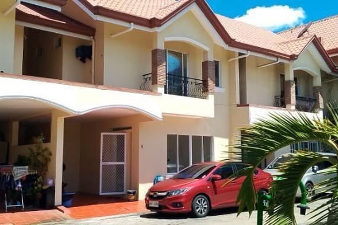 3 Bedroom Townhouse for Sale in Merville, Parañaque, Metro Manila