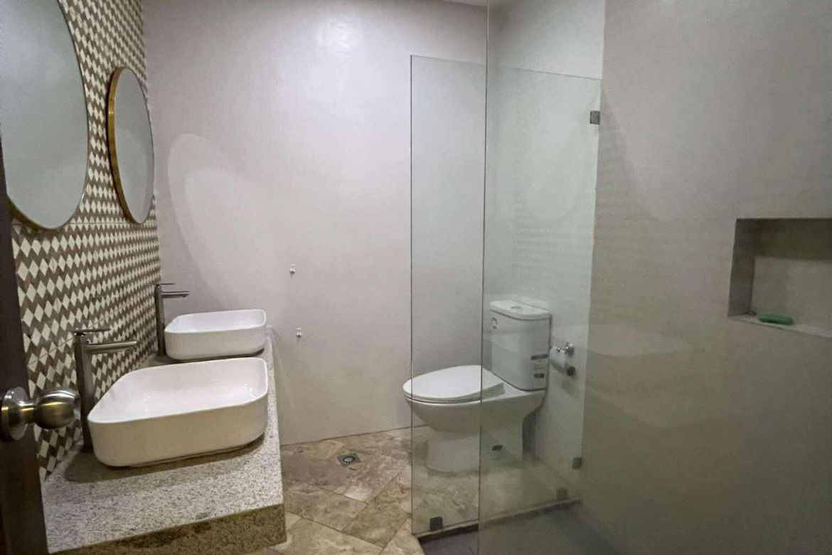 3 Bedroom Townhouse for Sale in Milagrosa, Quezon City, Metro Manila – photo 4