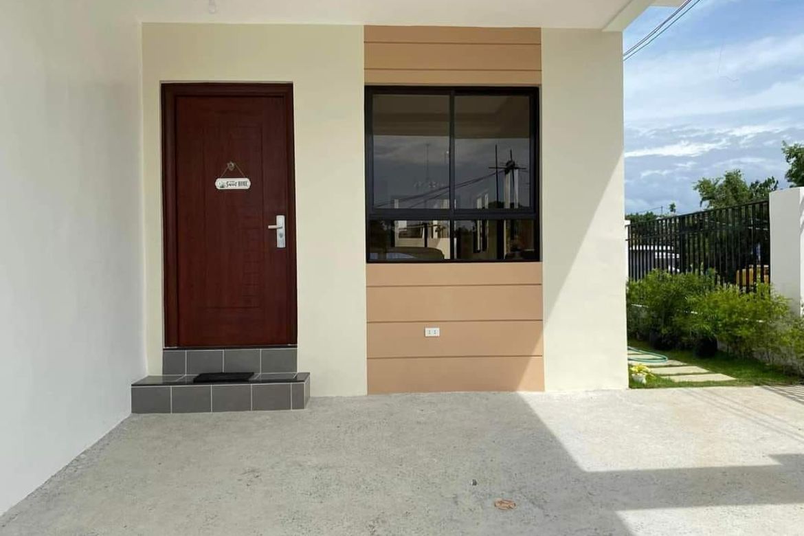 3 Bedroom Townhouse for Sale in Molino VII, Bacoor, Cavite – photo 2