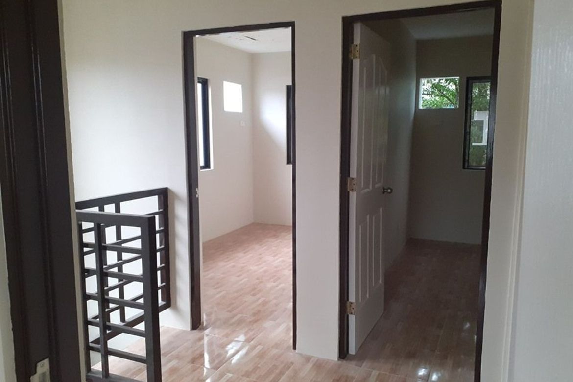 3 Bedroom Townhouse for Sale in Moonwalk, Parañaque, Metro Manila – photo 2
