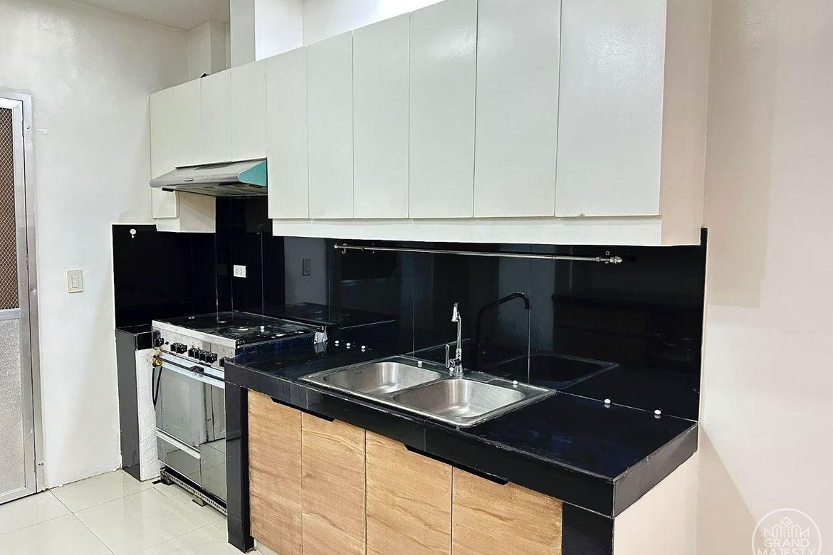 3 Bedroom Townhouse for Sale in Paang Bundok, Quezon City, Metro Manila – photo 5