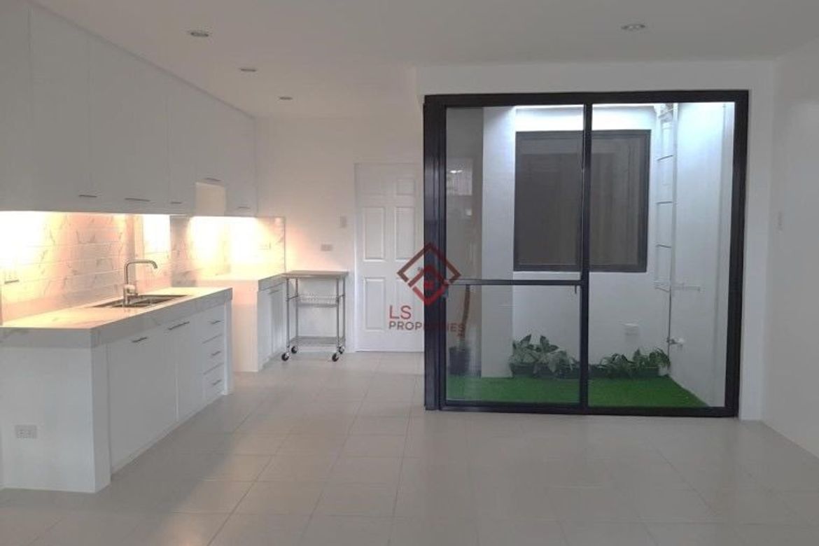 3 Bedroom Townhouse for Sale in Pamplona Tres, Las Piñas, Metro Manila – photo 5