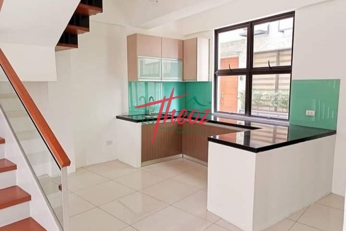 3 Bedroom Townhouse for Sale in Pasadeña, San Juan, Metro Manila near LRT-2 Gilmore – photo 2