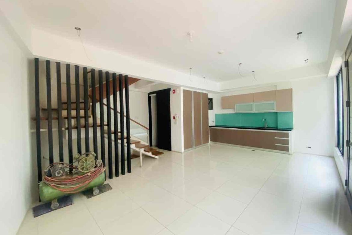 3 Bedroom Townhouse for Sale in Pasadeña, San Juan, Metro Manila near LRT-2 Gilmore – photo 3