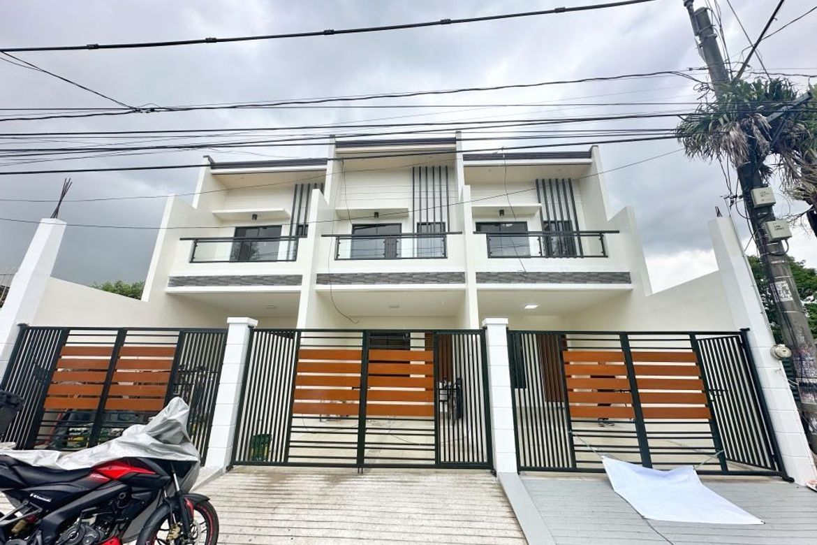3 Bedroom Townhouse for Sale in Pilar, Las Piñas, Metro Manila