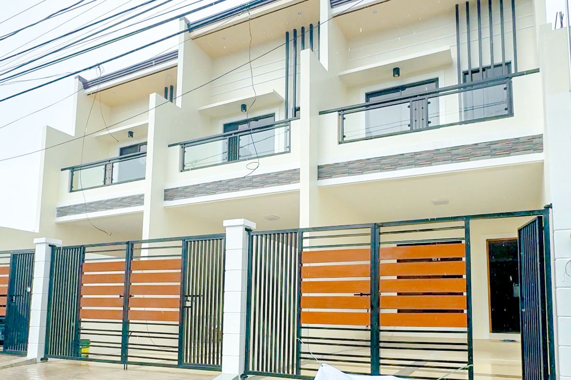 3 Bedroom Townhouse for Sale in Pilar, Las Piñas, Metro Manila