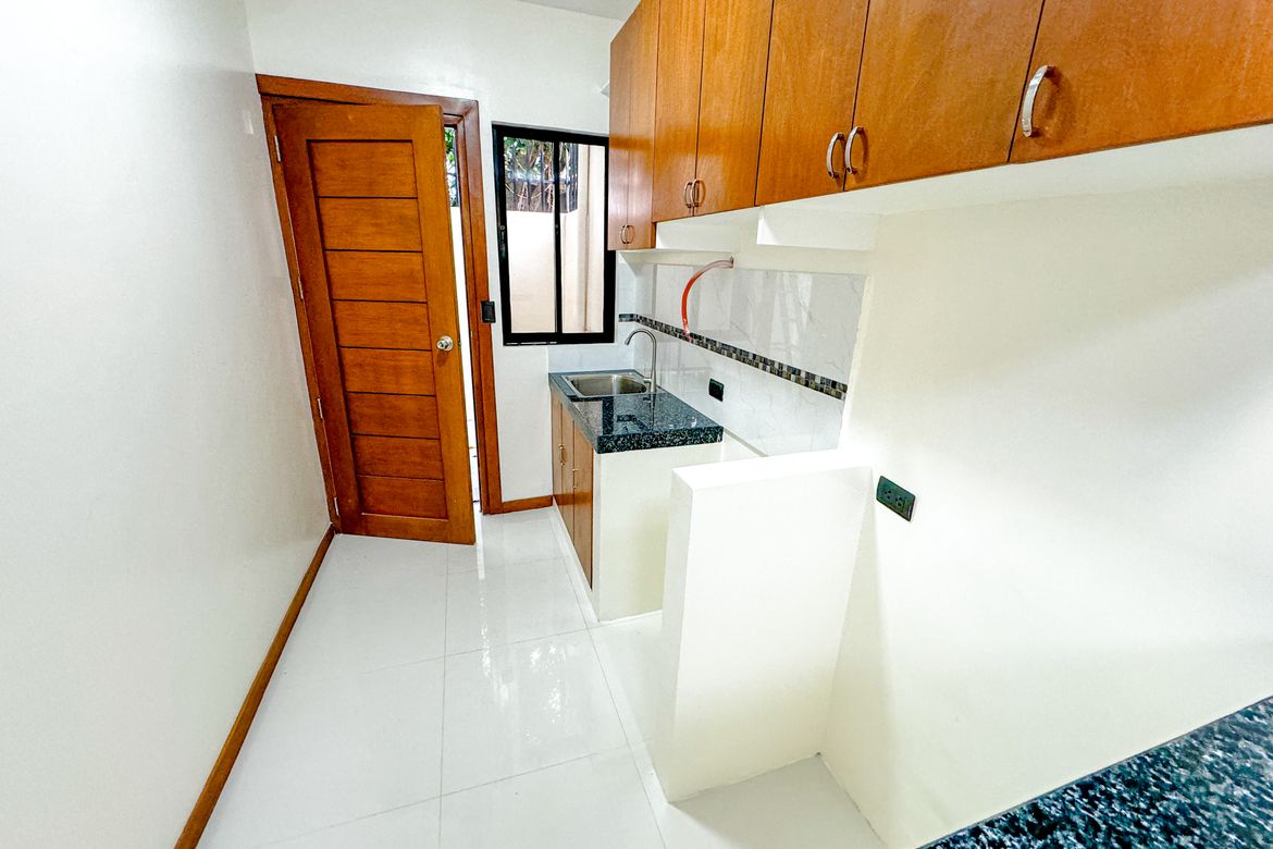 3 Bedroom Townhouse for Sale in Pilar, Las Piñas, Metro Manila – photo 6